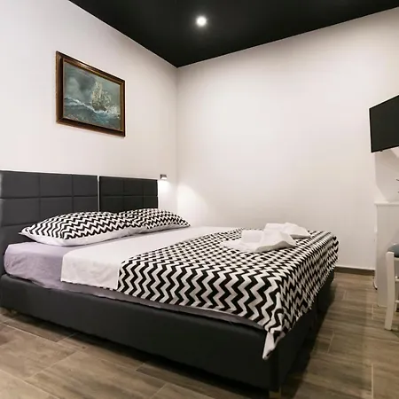 Royal Guest house 4*