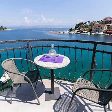 Guest house Royal Stomorska