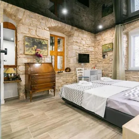 Royal Guest house