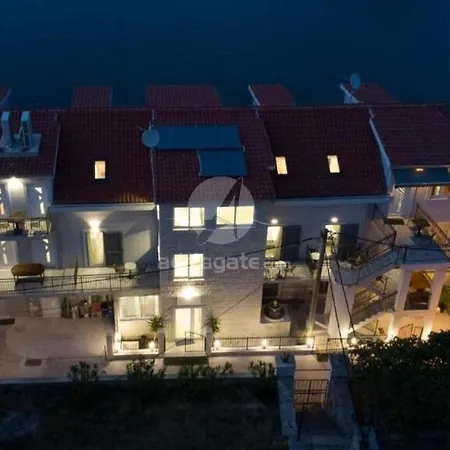 Royal 4* Stomorska