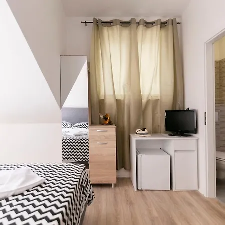 Guest house Royal Stomorska